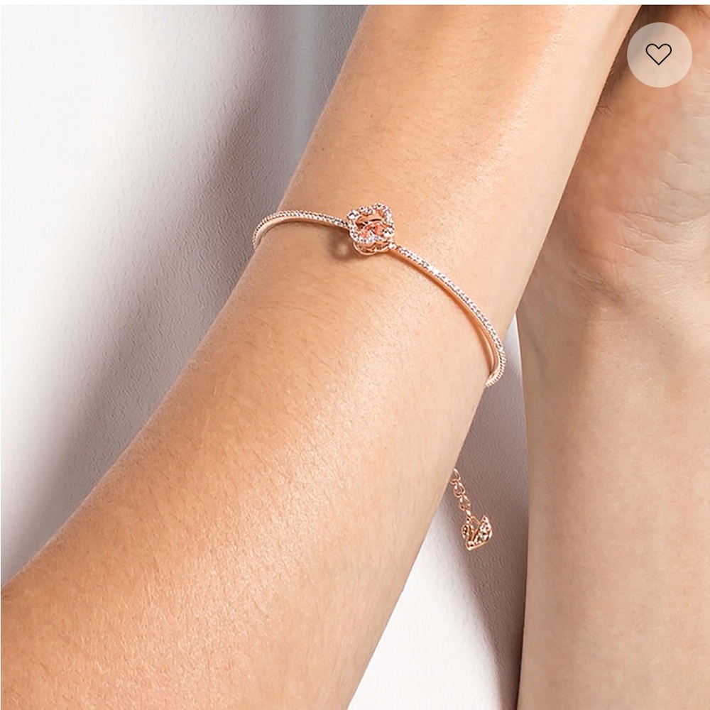 Elegant Rose Gold Bracelet